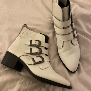 Steve Madden white buckle booties